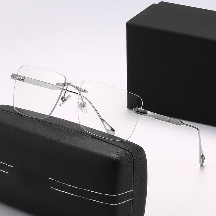 Women's fashionable square sunglasses with luxurious metal accents Bowlift