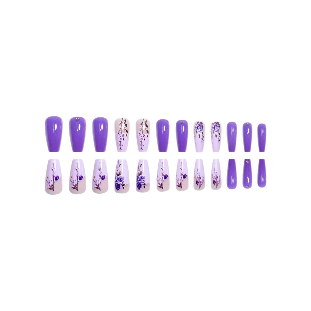 Elegant Floral Acrylic Nail Set Bowlift