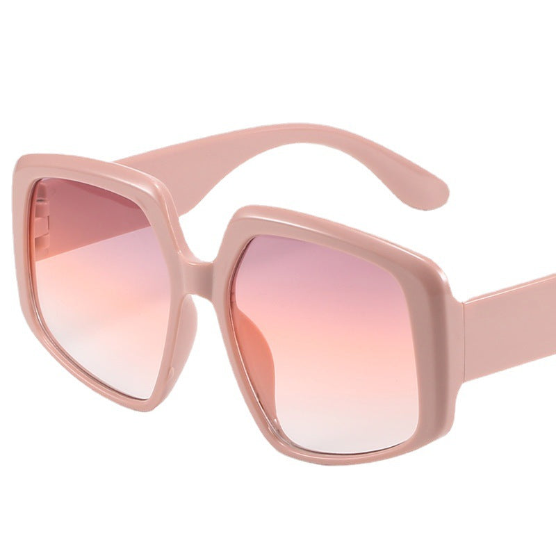 Women's modern square sunglasses with high-quality UV protection technologies Bowlift