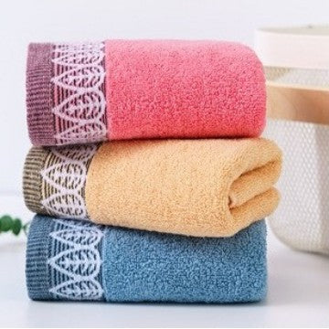 Women Cotton Bath Towel with Fine Border Bowlift