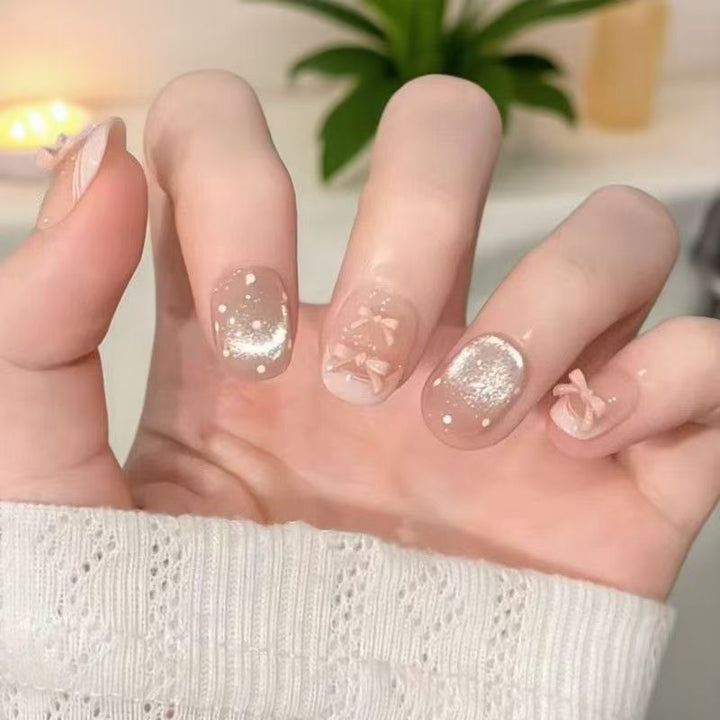 Elegant Press-On Nail Art Collection Bowlift