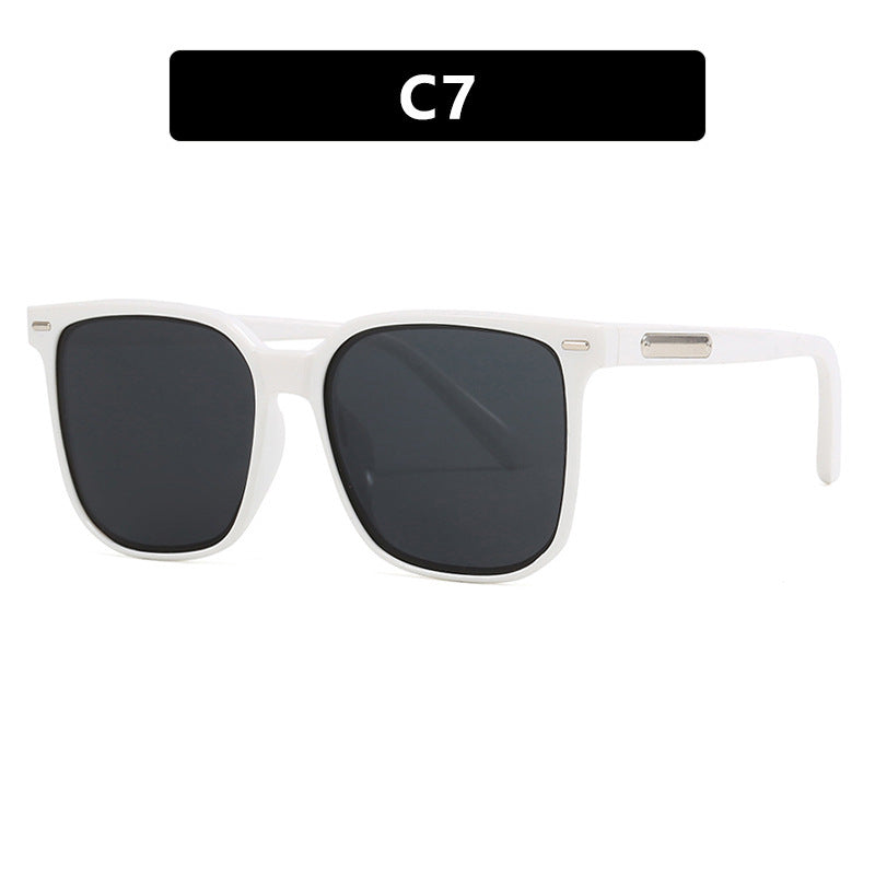 Women's sunglasses in a stylish and modern rectangular design Bowlift