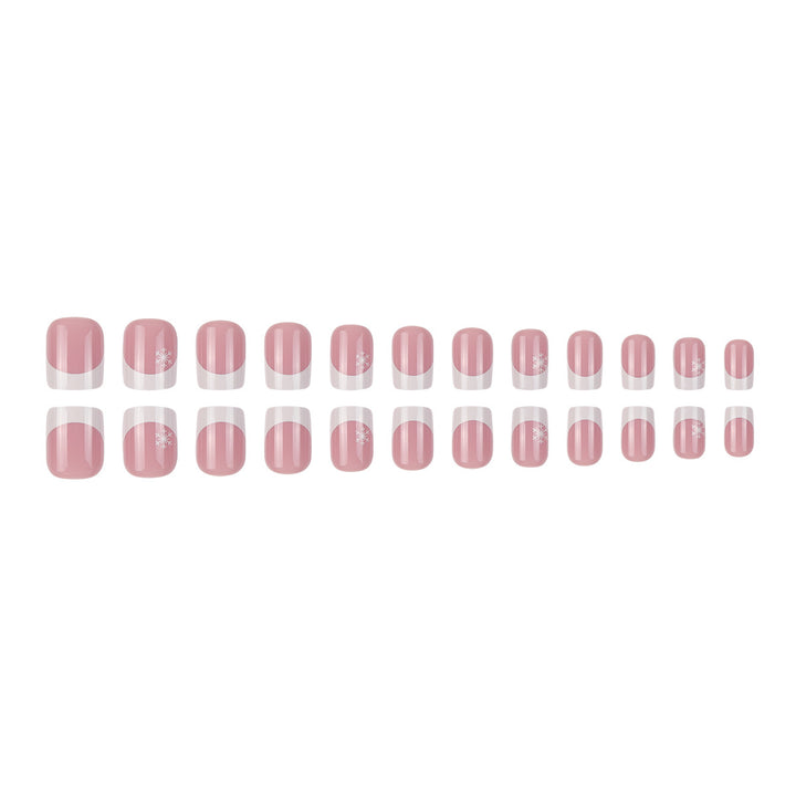 Chic Holiday-Themed Press-On Nails Bowlift