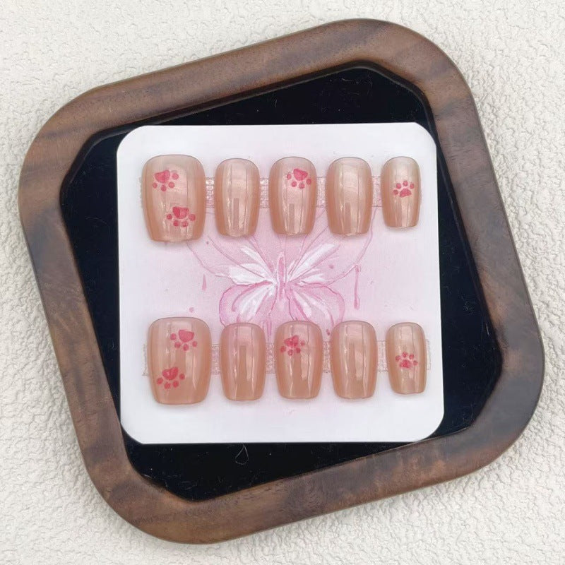 Creative Artificial Nails with Playful Paw Designs Bowlift