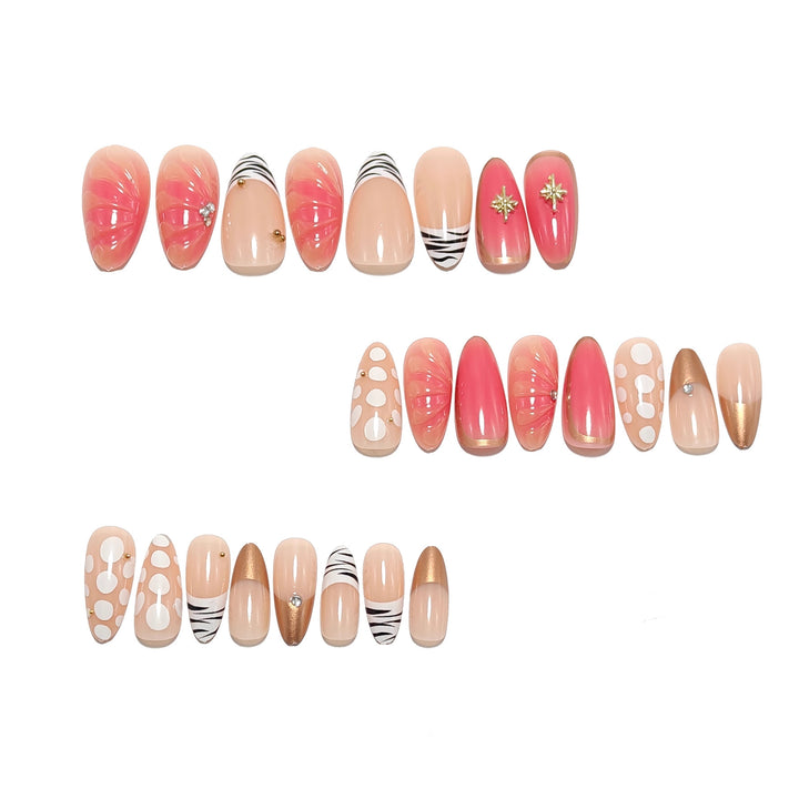 Artificial nails with luxurious decorations and elegant design Bowlift