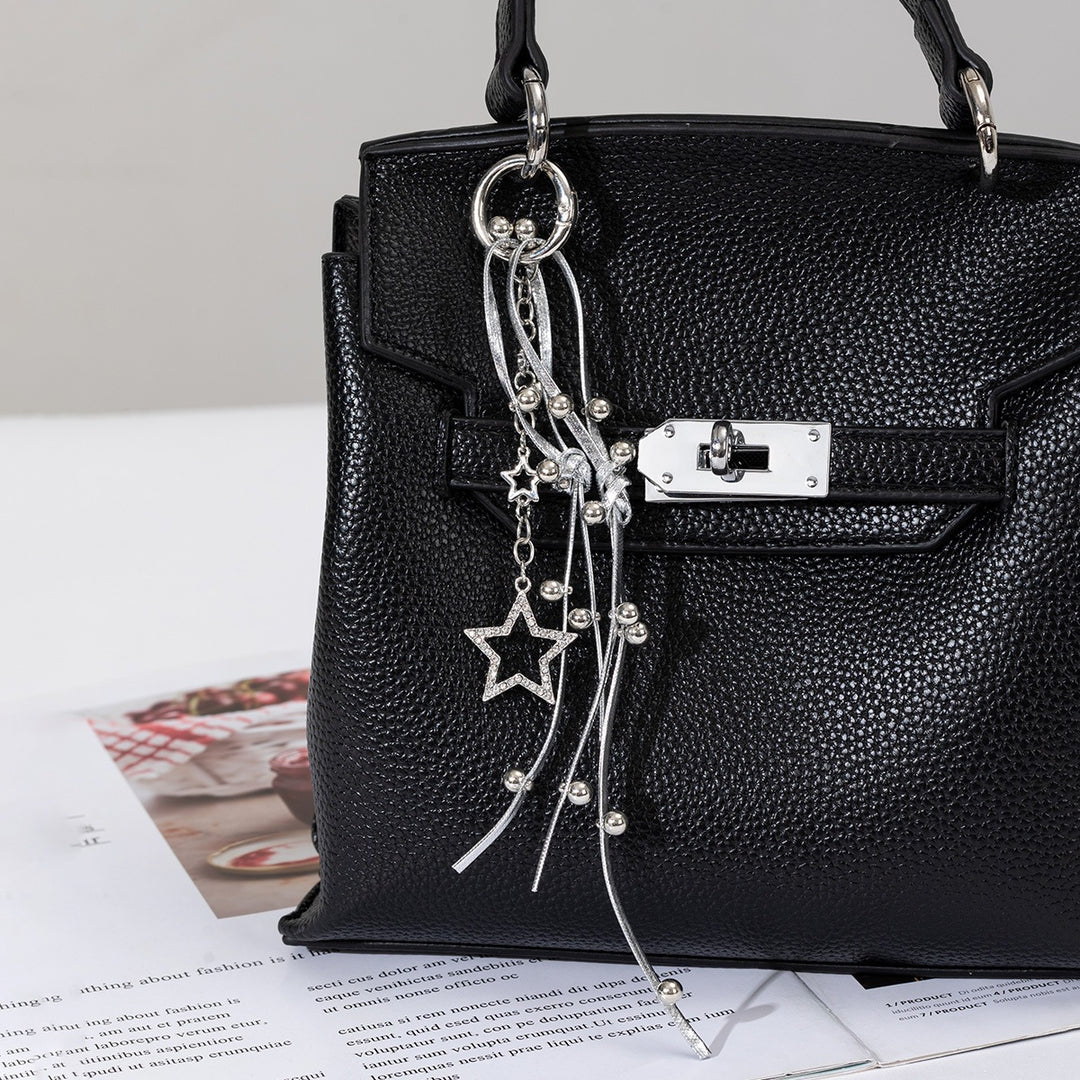 Glamorous keychain Bowlift