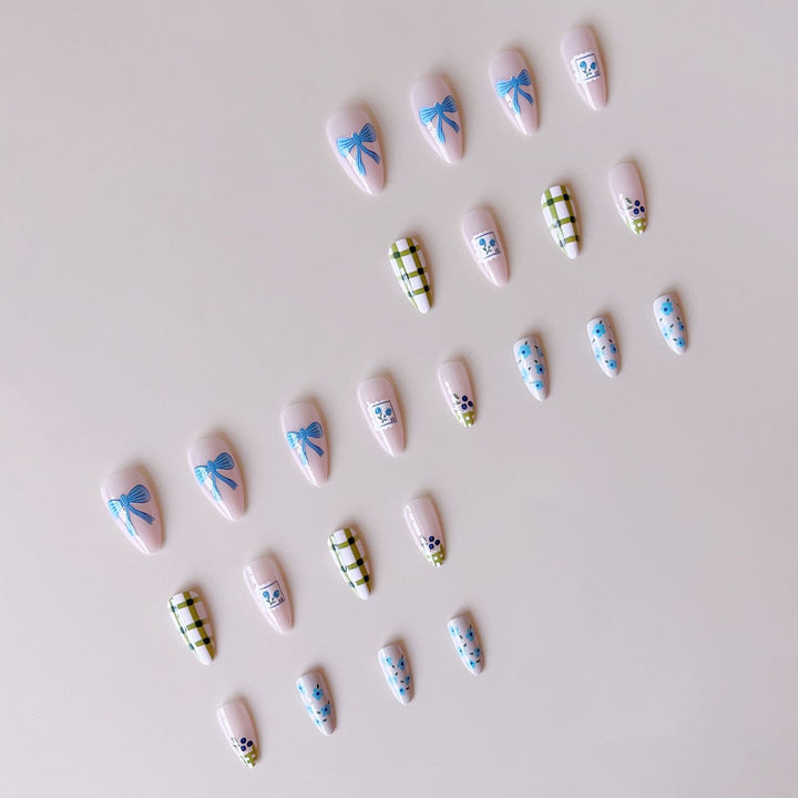 Artificial Nail Design Bowlift