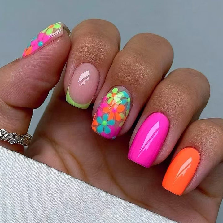 Fun Floral Press-On Nail Art Bowlift