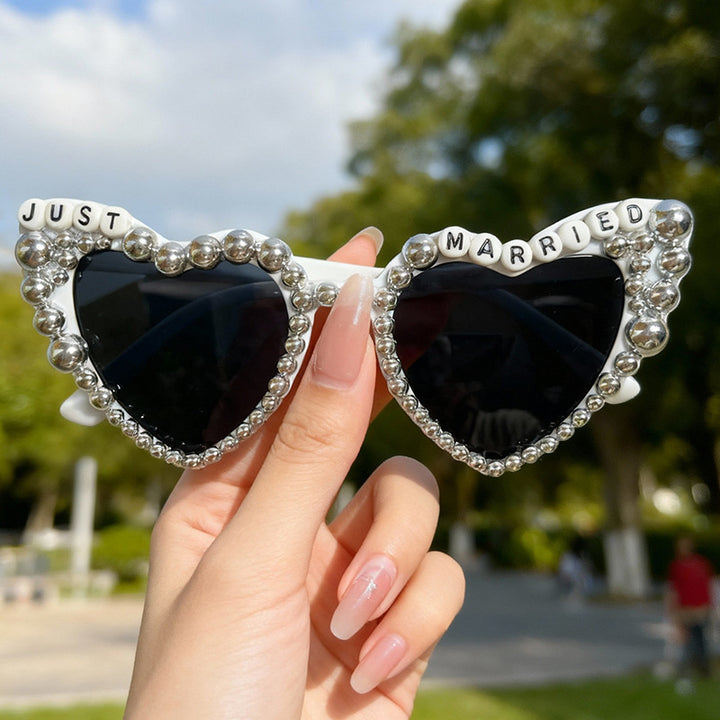 Decorative Heart-Shaped Party Sunglasses Bowlift