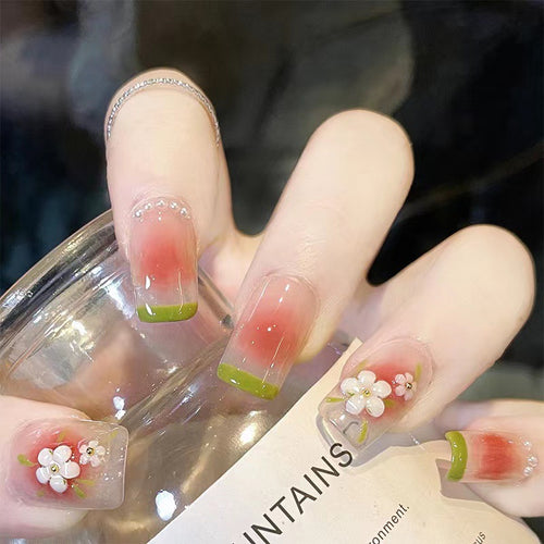 Artful nail art with floral accents Bowlift