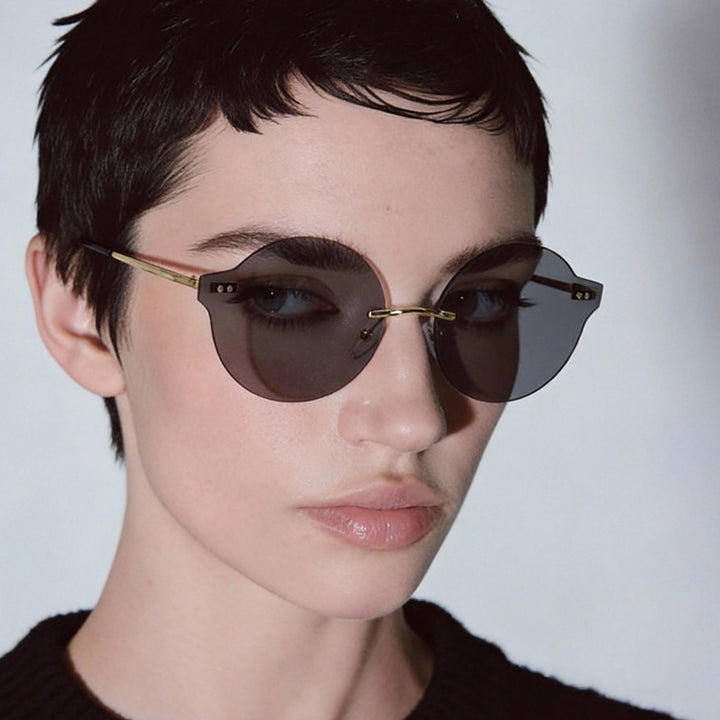 Women's sunglasses in a unique, elegant design Bowlift