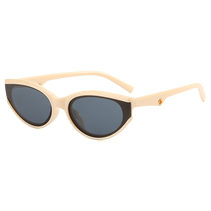 Ladies Cat-Eye Sunglasses in Elegant Design Bowlift