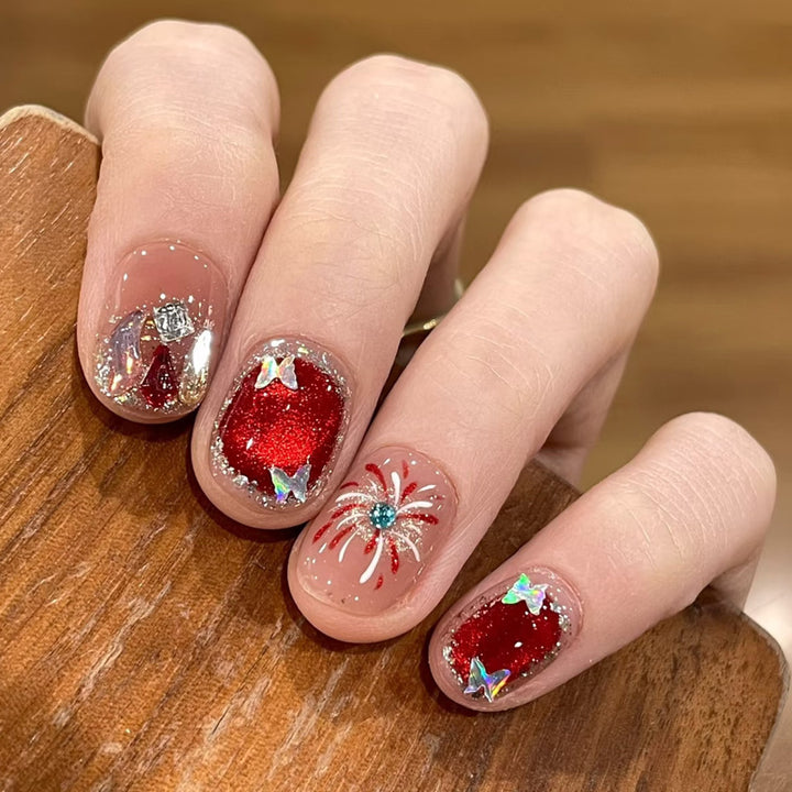 Nail set with sparkly glitter and creative design accents Bowlift