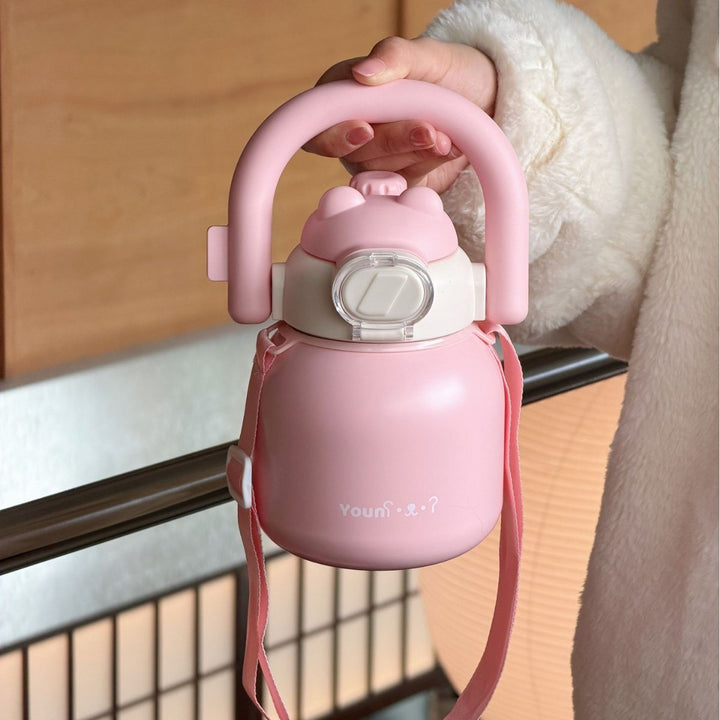 Ladies Drinking Bottle Bowlift
