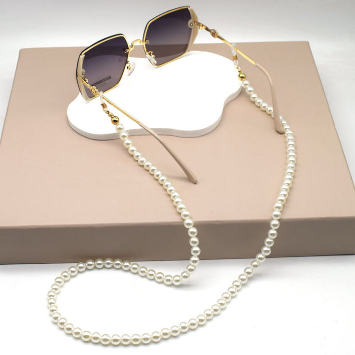 Elegant Pearl Beaded Eyewear Chain Bowlift