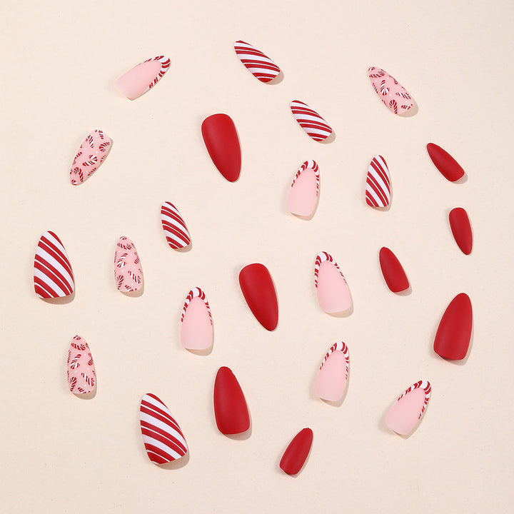 Holiday-Themed Nail Art Bowlift