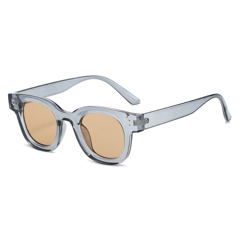 Women's fashionable sunglasses in timeless tortoiseshell pattern Bowlift