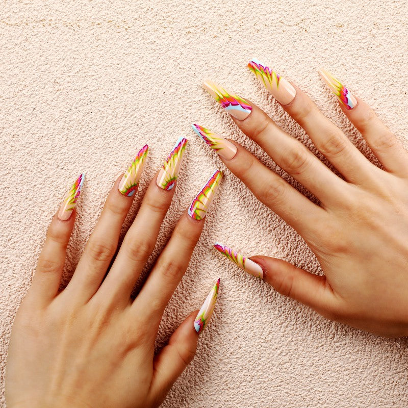 Kreative Design-Art Nails Bowlift