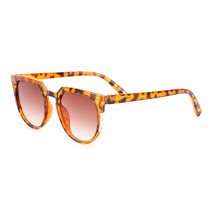 Ladies elegant sunglasses with fashionable frame and UV protection Bowlift