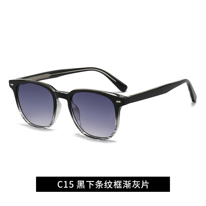 Ladies fashionable sunglasses with trendy gradient Bowlift