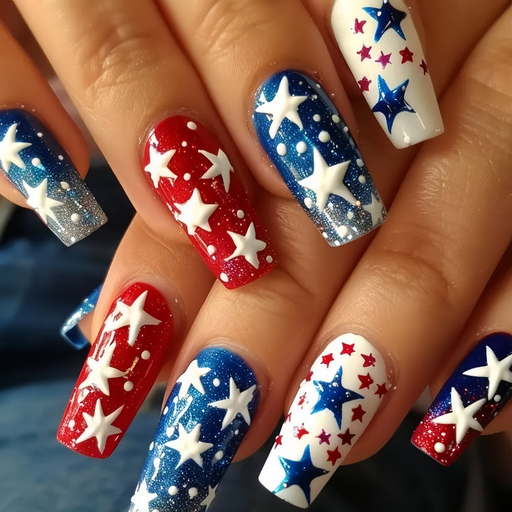 Artificial nails set with patriotic star designs Bowlift