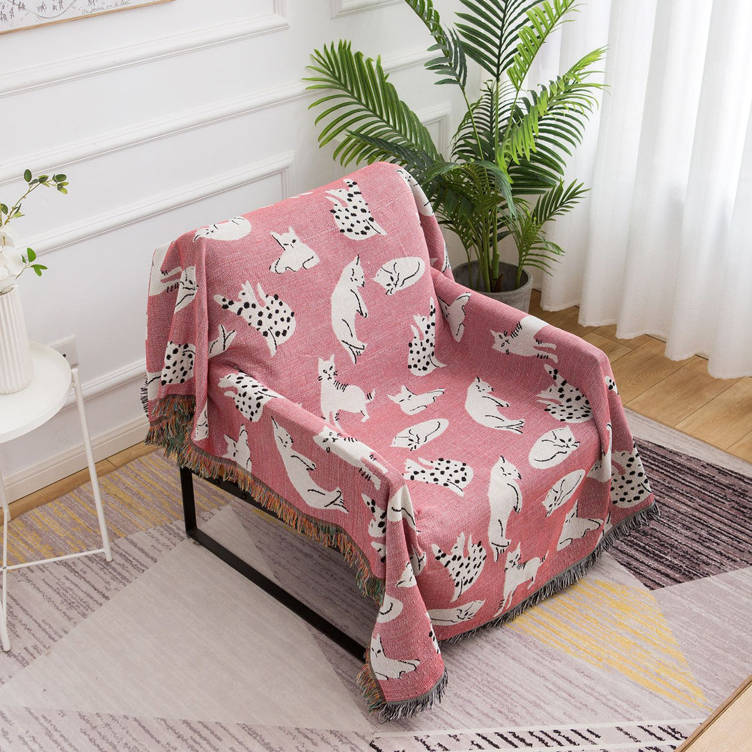 Cozy Pet-Themed Throw Blanket