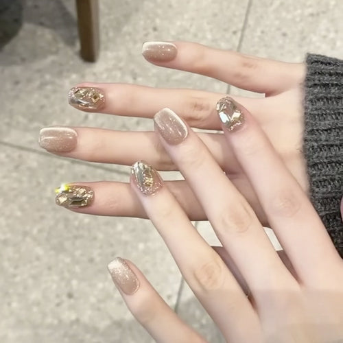 Premium Decorative Press-On Nails Bowlift