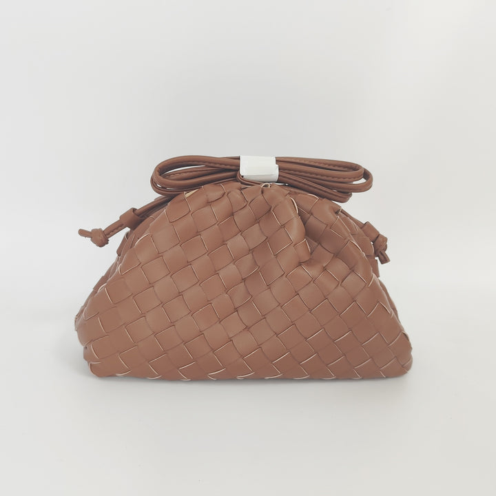 Elegant Woven Leather Bucket Bag Bowlift