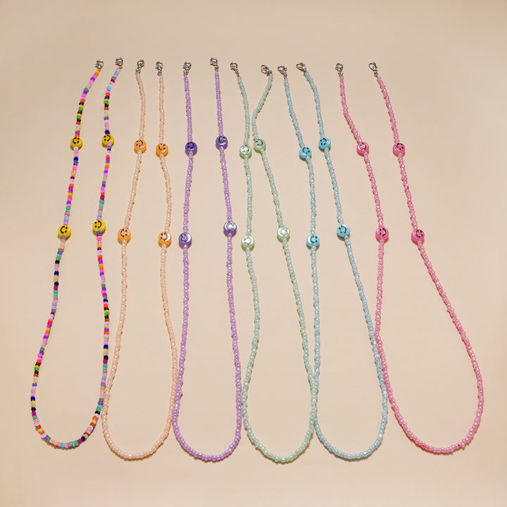 Decorative Smile Beaded Eyewear Chain Bowlift