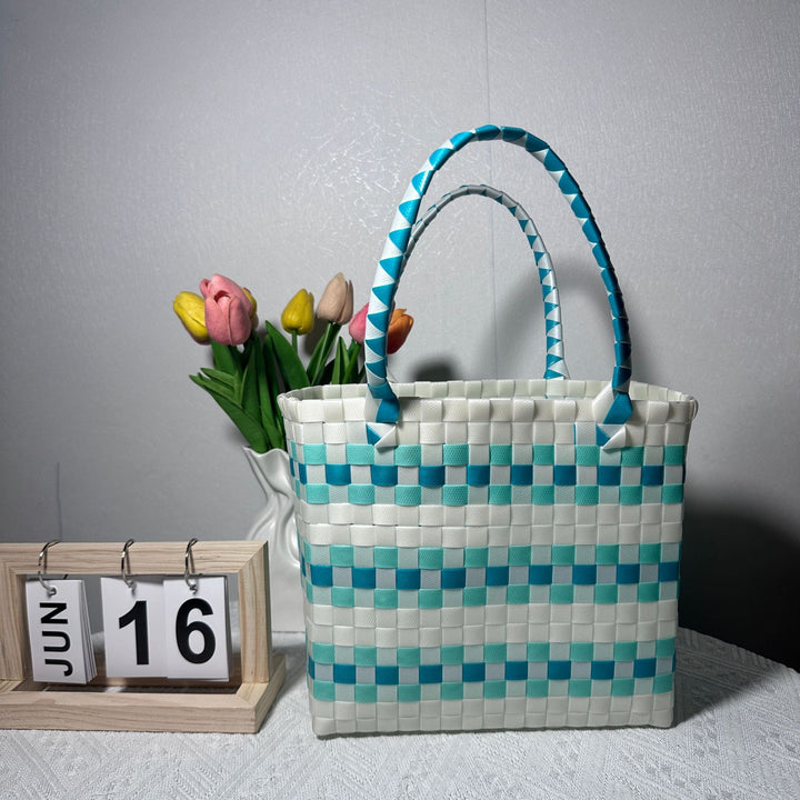 Braided handbag with sturdy handles Bowlift