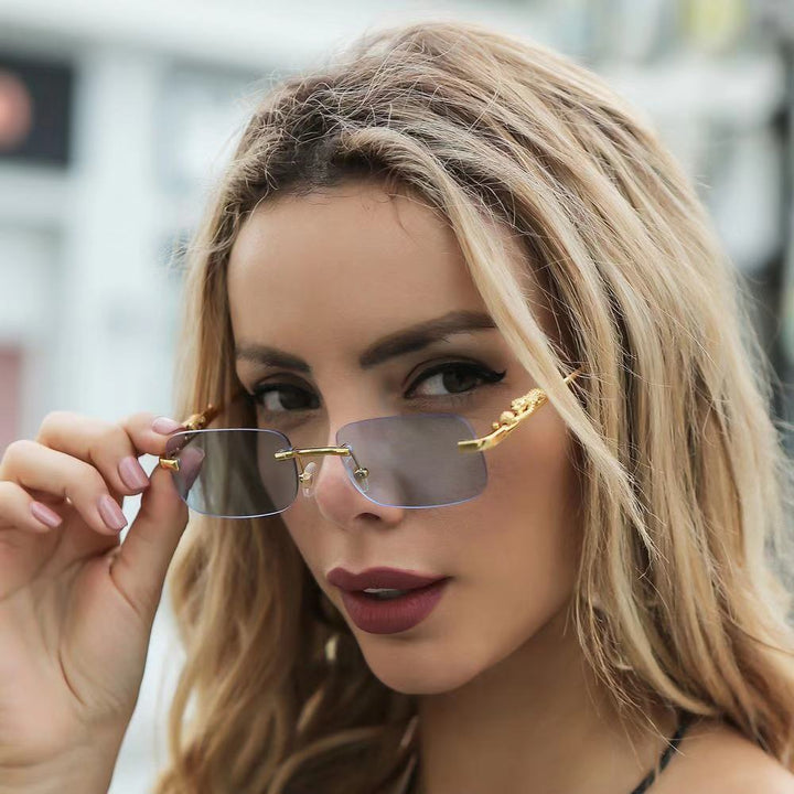 Women's fashionable sunglasses with ornate decorations Bowlift