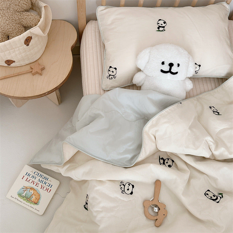 Unisex Cozy Blanket with Cute Panda Design Bowlift