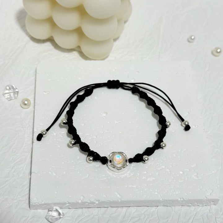 Adjustable Floral Charm Bracelet Bowlift