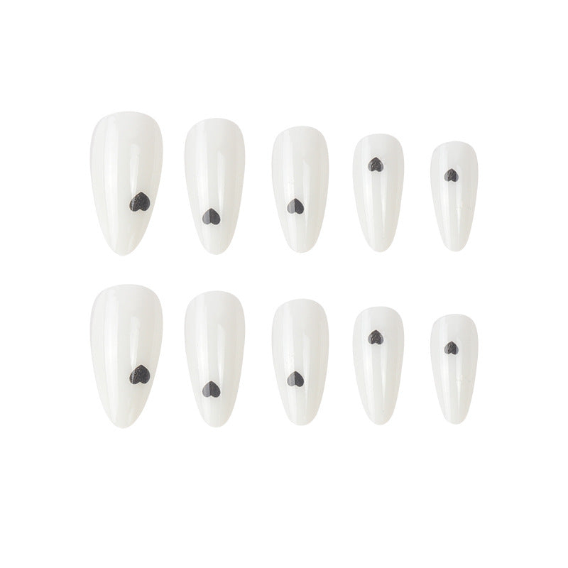 Heart-Themed Press-On Nail Art Bowlift