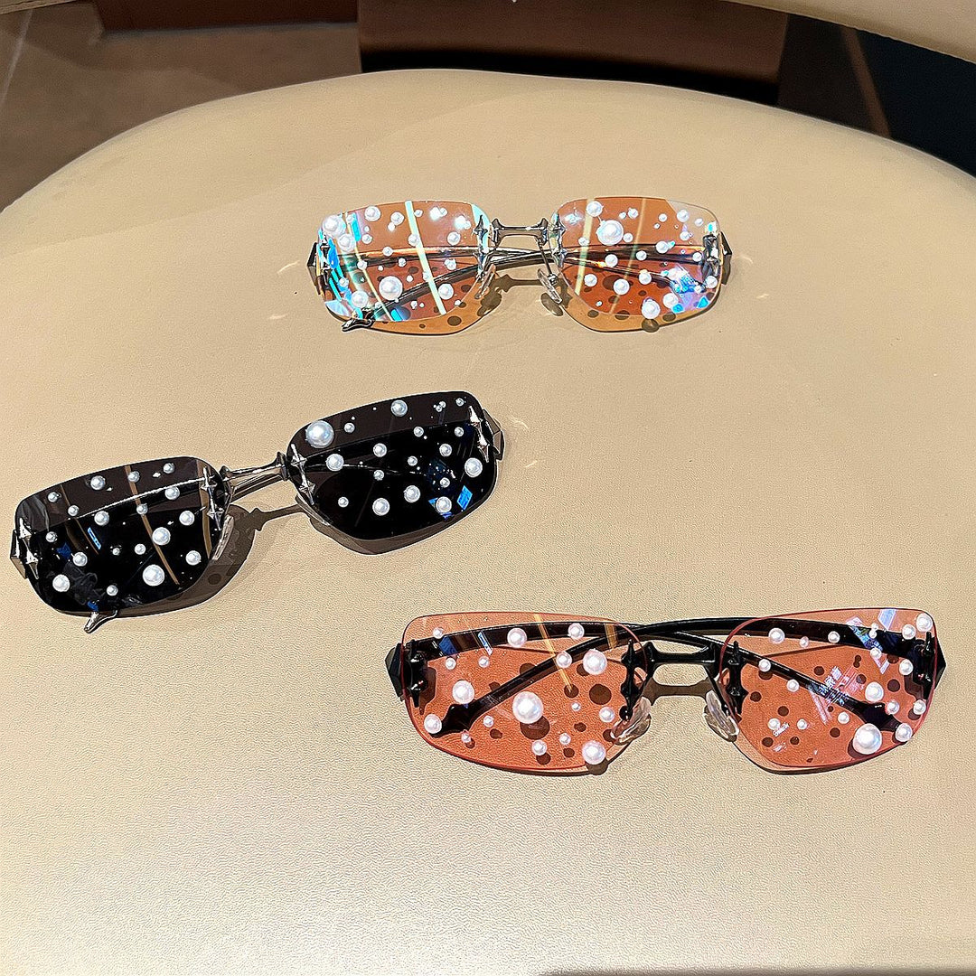 Women Decorative Designer Sunglasses Bowlift