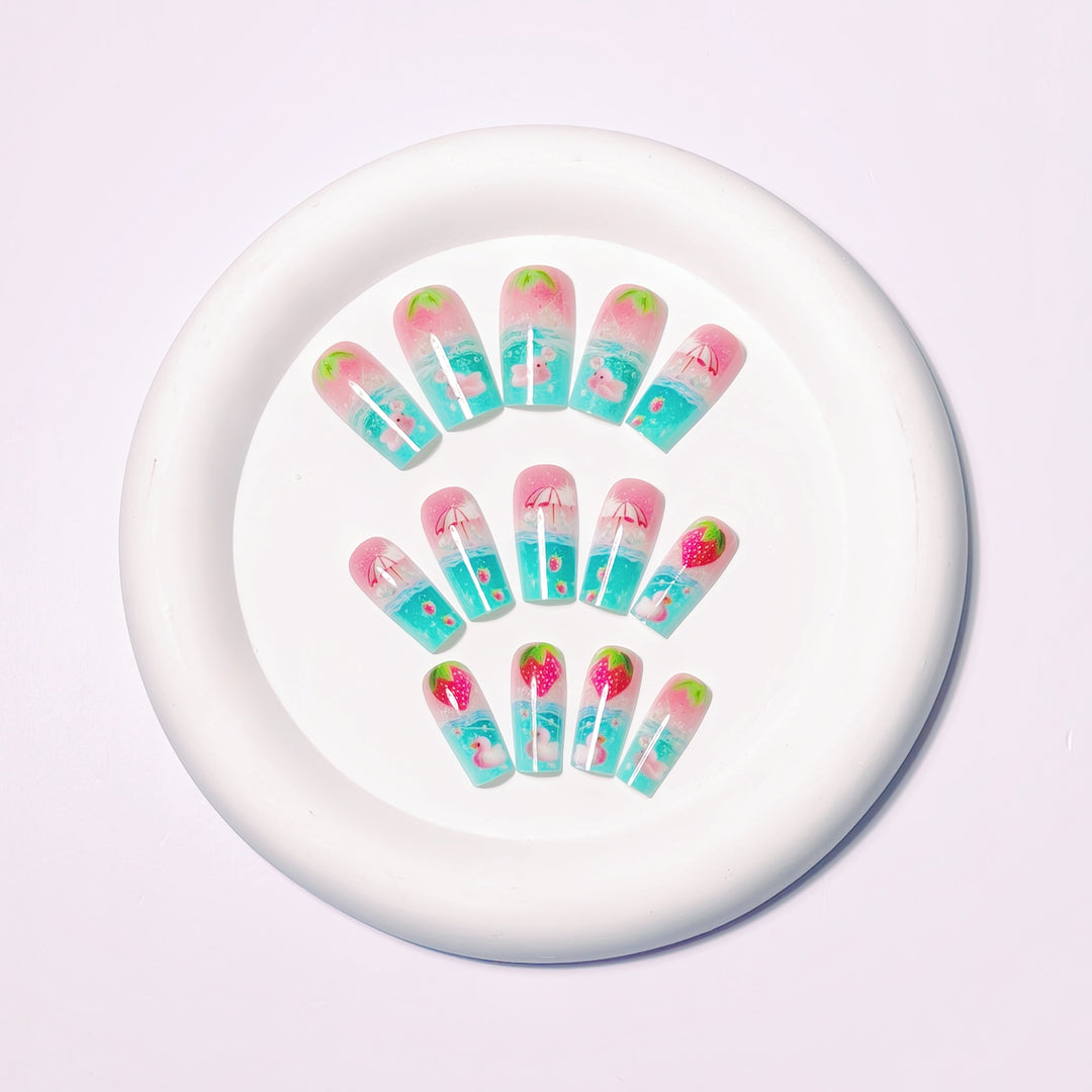 Artistic Summer-Themed Nail Art Bowlift