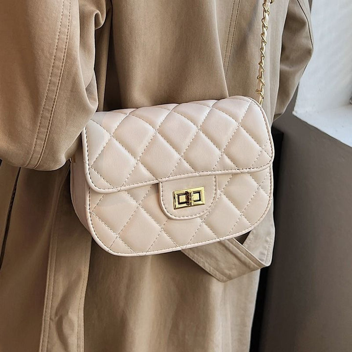 Chic Quilted Crossbody Bag Bowlift