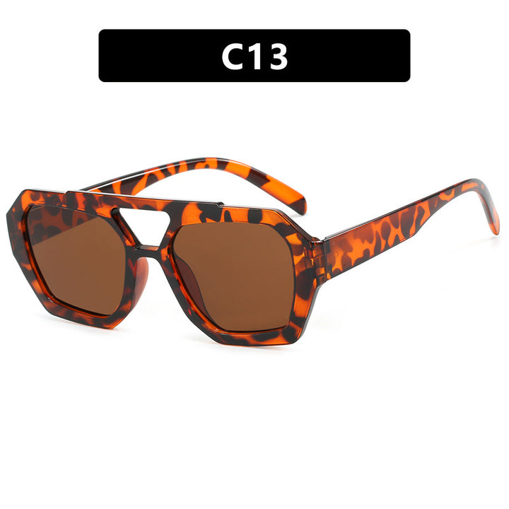 Women's geometric sunglasses with luxurious design Bowlift