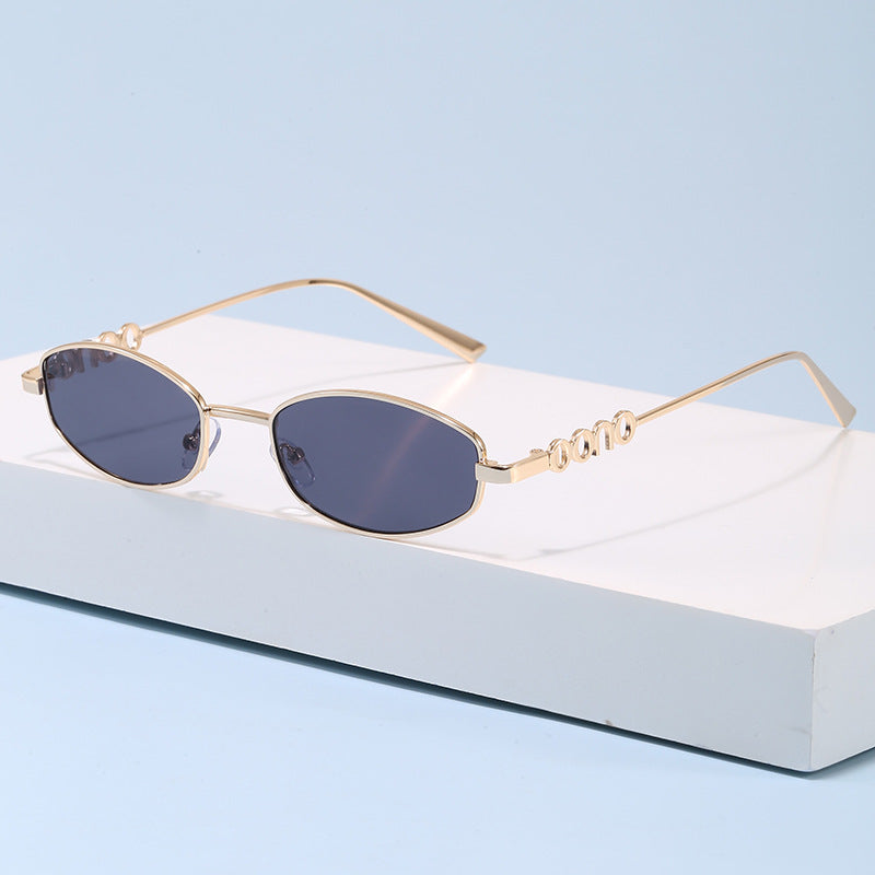 Fashionable Sunglasses in Elegant Oval Design Bowlift