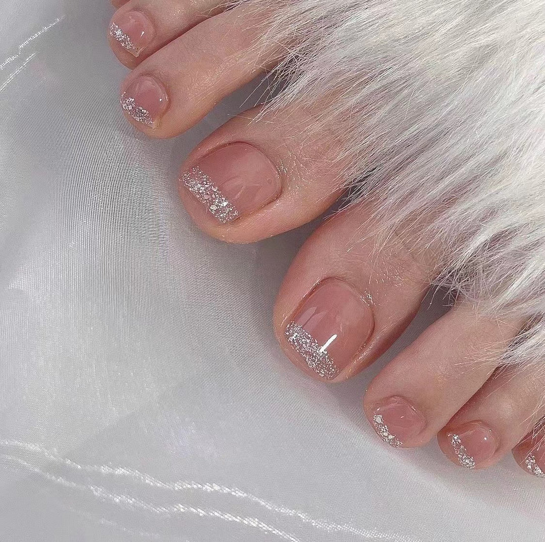 Artistic Toenail Design with Divine Butterfly Design Bowlift