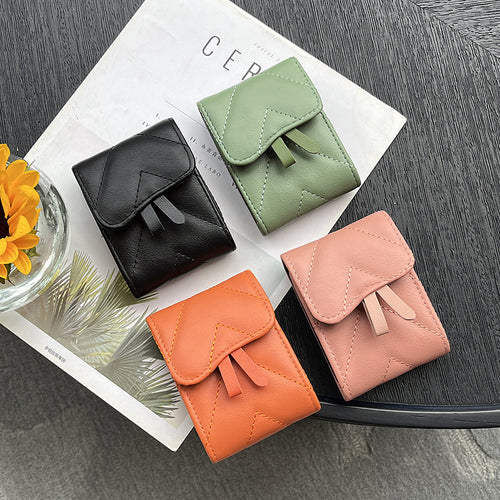 Chic Quilted Card Holder Bowlift