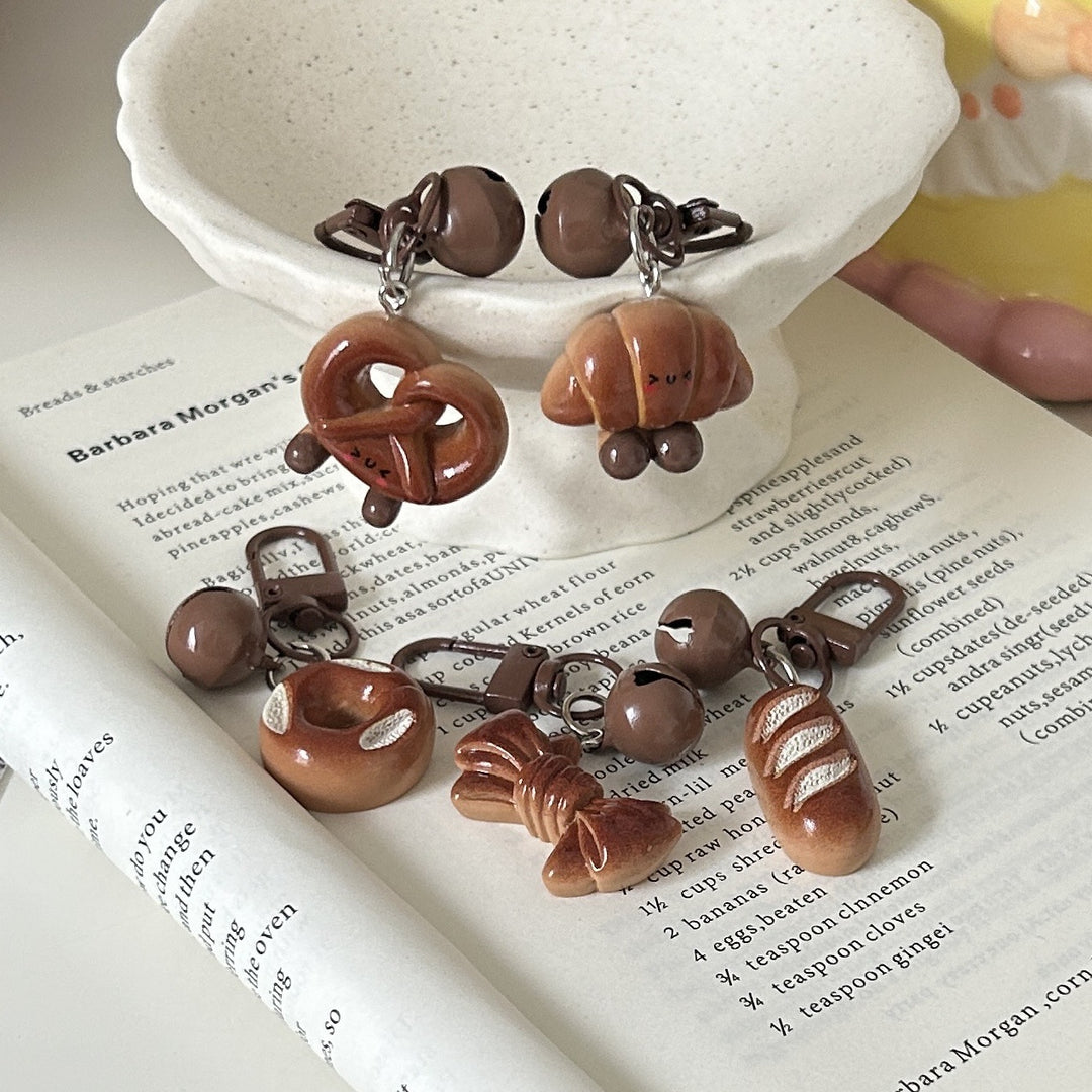 Pendant with donut design Bowlift