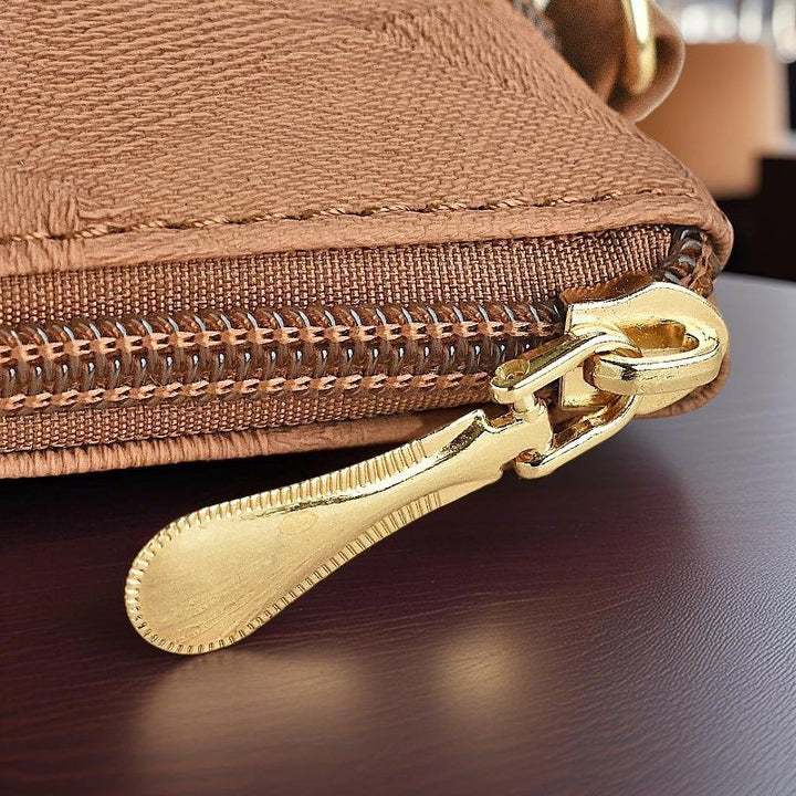 Elegant Clutch With Practical Zipper Bowlift