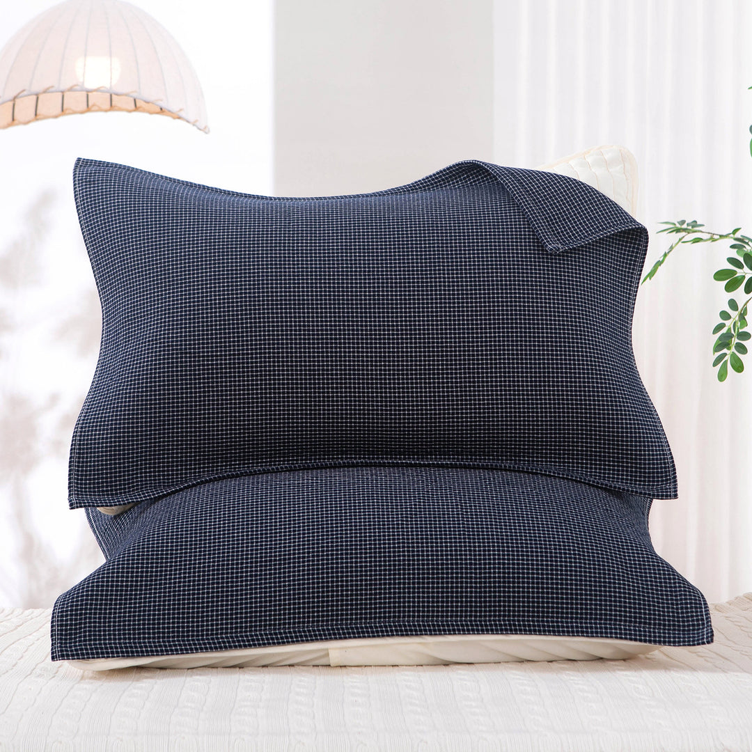 Women's pillowcase with delicate floral motif Bowlift