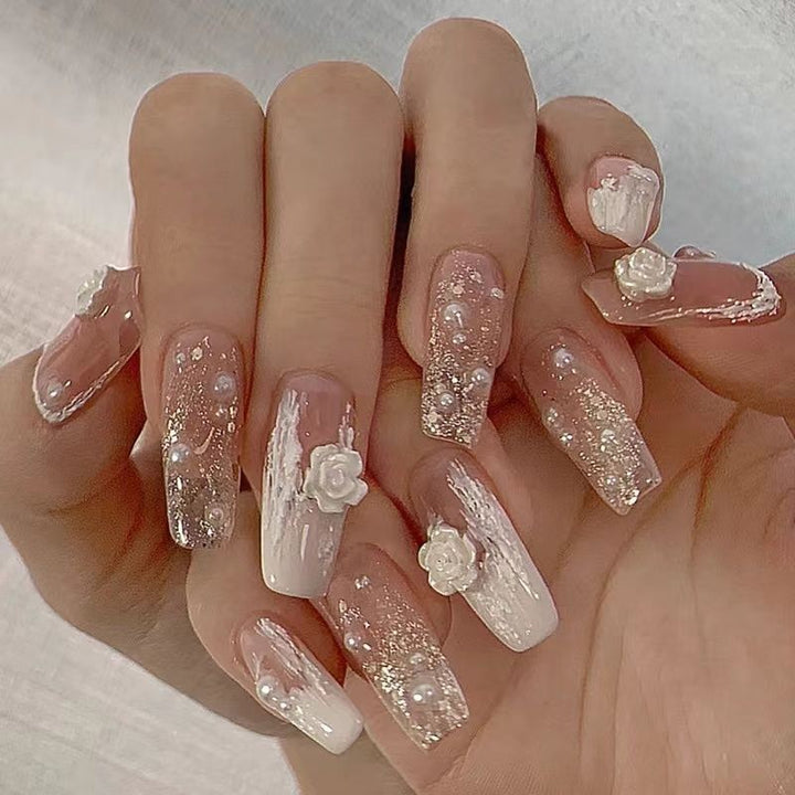 Artificial nails with elegant heart design Bowlift