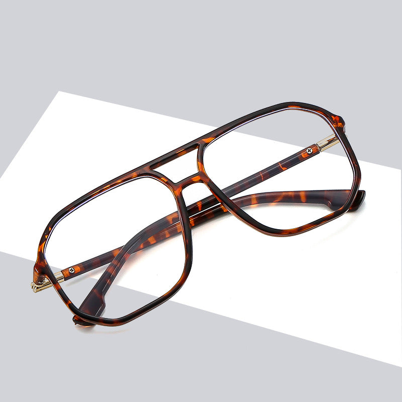 Women's captivating eyewear frame Bowlift