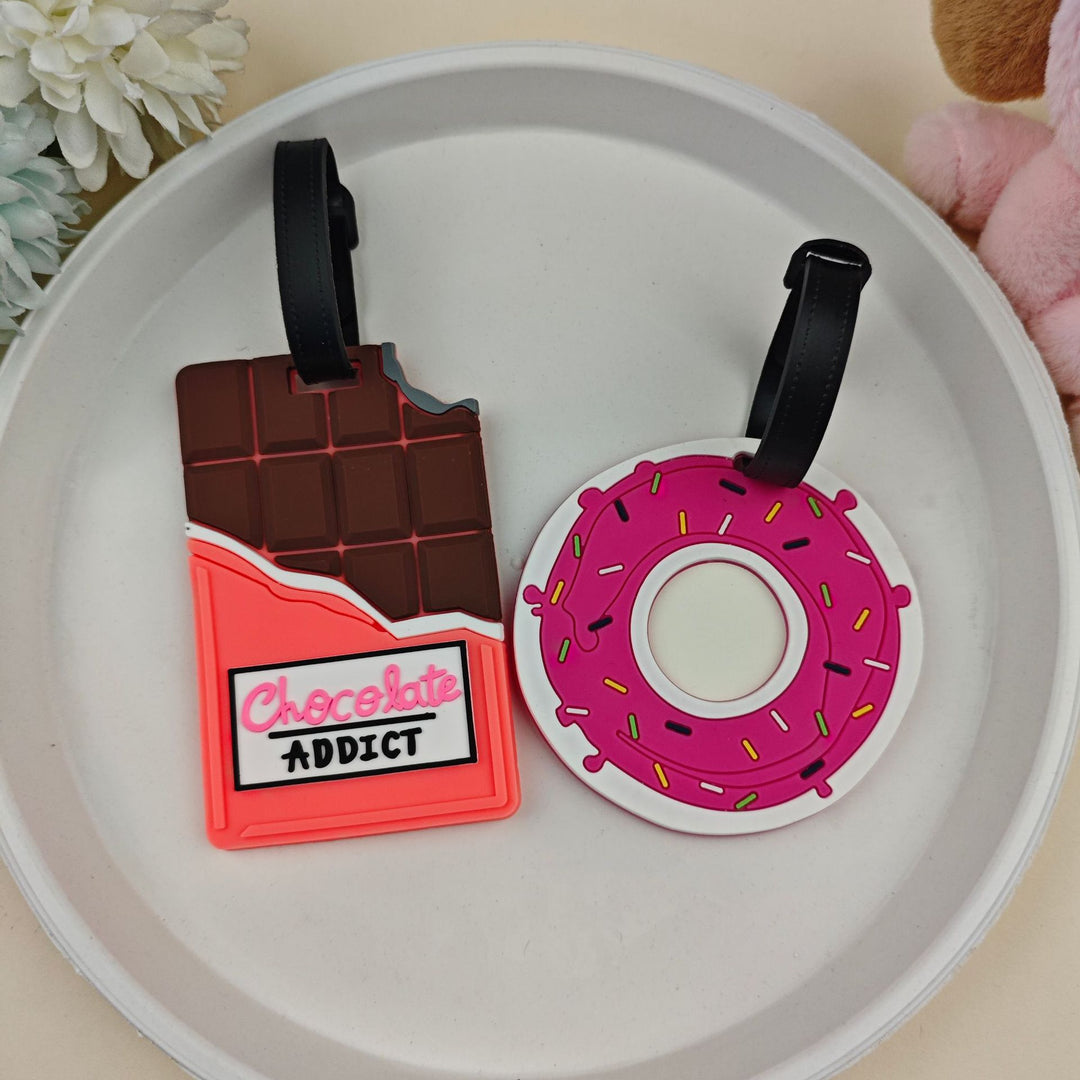 Unisex Luggage Tag in Cupcake Design Bowlift