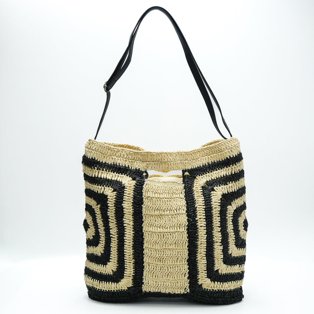 Handcrafted tote bag with geometric design Bowlift