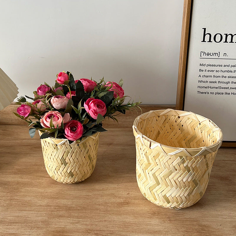 Handcrafted storage basket made of bamboo fiber Bowlift