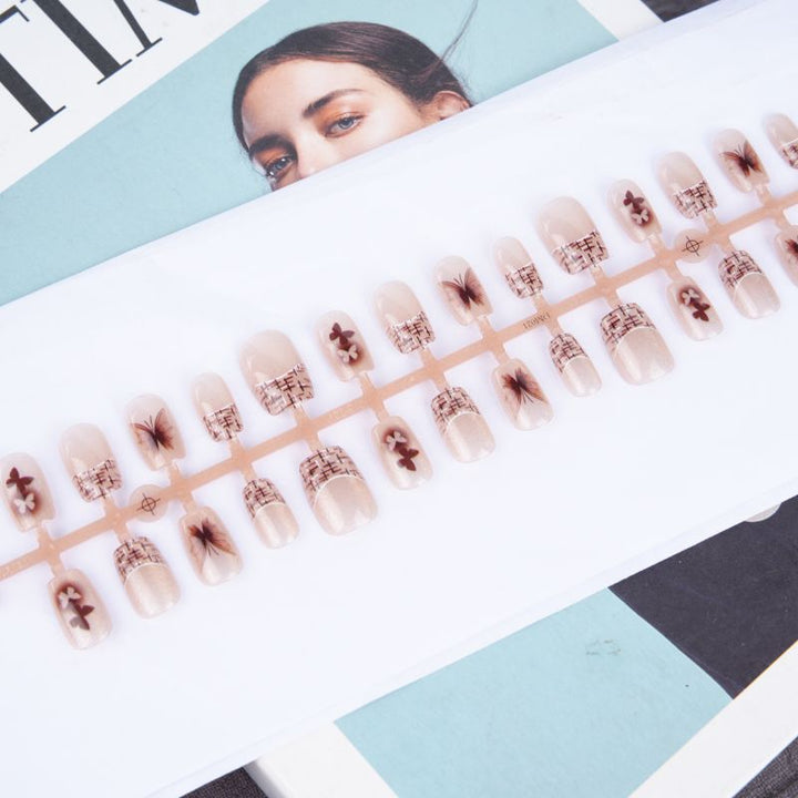 Artistic Ombre Press-On Nail Tips Set Bowlift